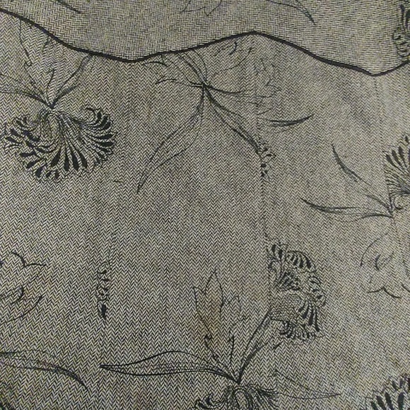 H&M Gray skirt wool flare bottom - Picture 4 of 5